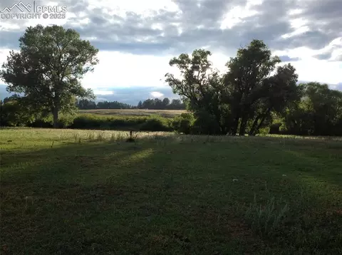 02 E Cherry Creek Rd, Larkspur, CO 80118