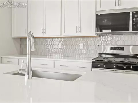 13314 Valley Peak Dr, Peyton, CO 80831 photo 8