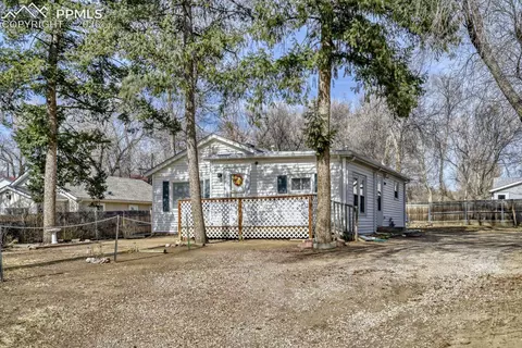 2428 E Monument St, Colorado Springs, CO 80909