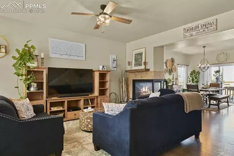 11237 Scenic Brush Dr, Peyton, CO 80831 photo 2