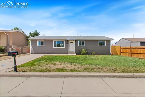 2552 Naples Dr, Colorado Springs, CO 80906