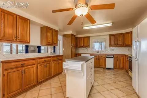 12050 Smith Rd, Peyton, CO 80831 photo 9