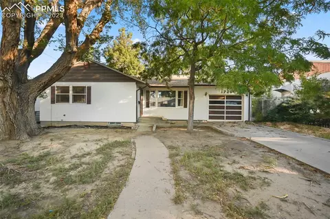 1726 Alexander Cir, Pueblo, CO 81001