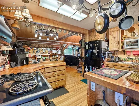 Kitchen - 6001 Boulder Ave, Rye, CO 81069 photo 2 of 3