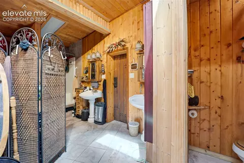 Bath - 6001 Boulder Ave, Rye, CO 81069 photo 1 of 4