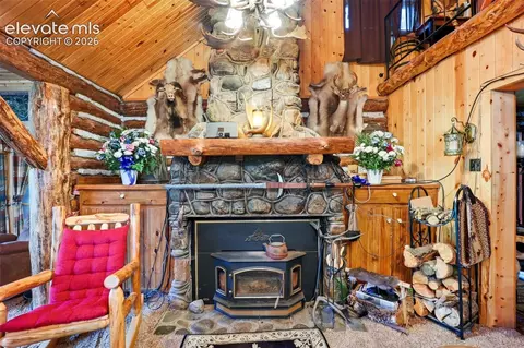 Living - 6001 Boulder Ave, Rye, CO 81069 photo 3 of 8