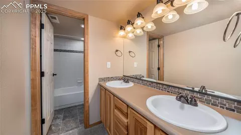 10357 Mt Evans Dr, Peyton, CO 80831 photo 23