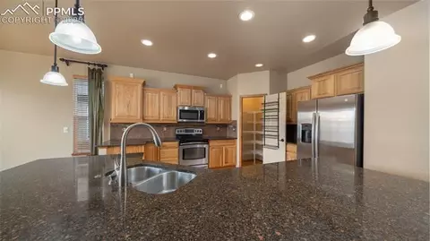 10357 Mt Evans Dr, Peyton, CO 80831 photo 5