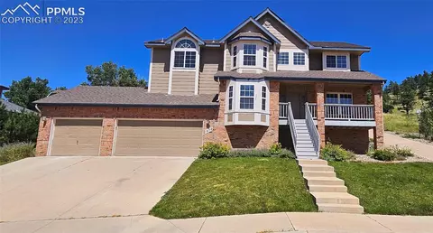 1672 Smoke Ridge Dr, Colorado Springs, CO 80919