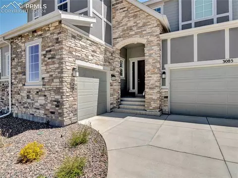 3085 Carabiner St, Castle Rock, CO 80108