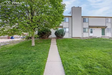 1810 Lanka Ln, Colorado Springs, CO 80915