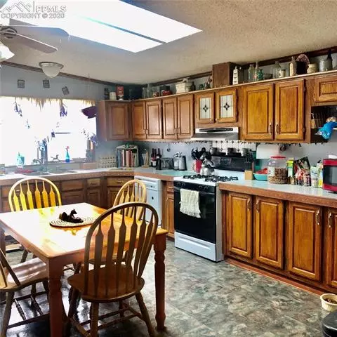 33895 Bellemont Rd, Yoder, CO 80864 photo 12