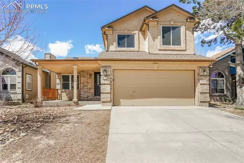 6634 Sproul Ln, Colorado Springs, CO 80918
