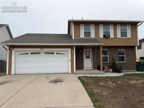 915 Crandall Dr, Colorado Springs, CO 80911