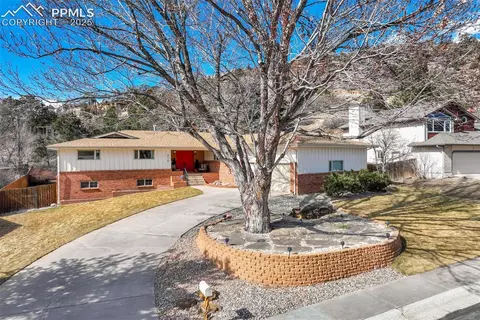 4114 Lupine St, Colorado Springs, CO 80918