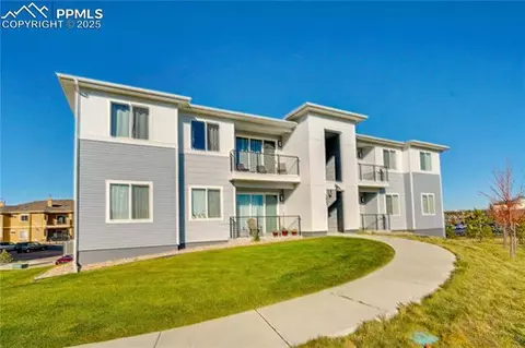 3865 Presidio Pt #101, Colorado Springs, CO 80920