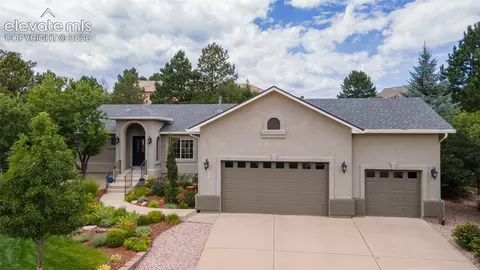 40 Wuthering Heights Dr, Colorado Springs, CO 80921