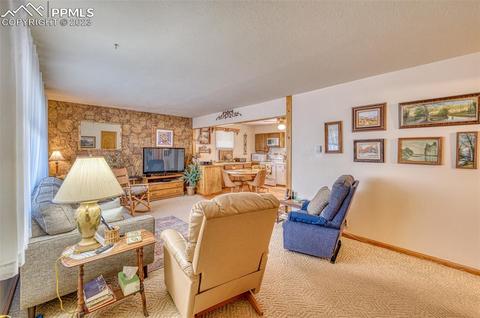 410 E 2nd St, Florence, CO 81226 photo 2
