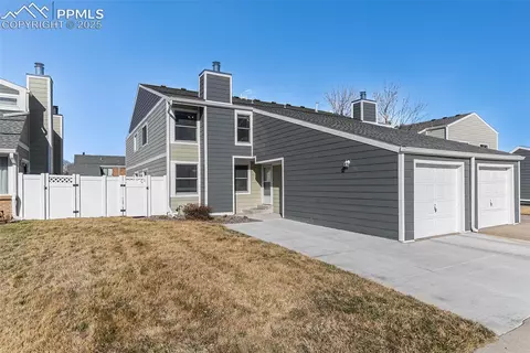 11917 Monroe St, Thornton, CO 80233