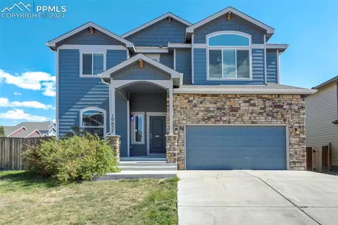 10657 Outfit Dr, Colorado Springs, CO 80925