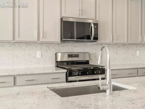 13458 Valley Peak Dr, Peyton, CO 80831 photo 15