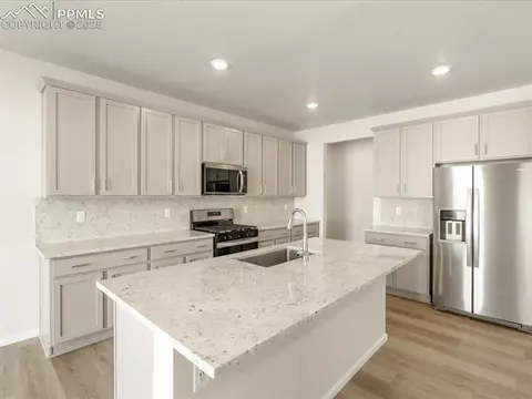 13458 Valley Peak Dr, Peyton, CO 80831 photo 9