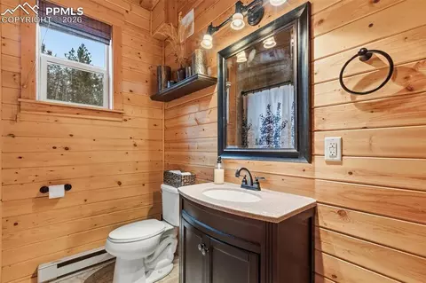 Bath - 325 Willow Rd, Divide, CO 80814 photo 3 of 4