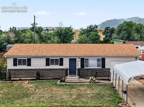 1076 Maxwell St, Colorado Springs, CO 80906