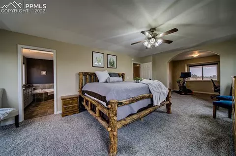 17085 Oak Brush Loop, Peyton, CO 80831 photo 5