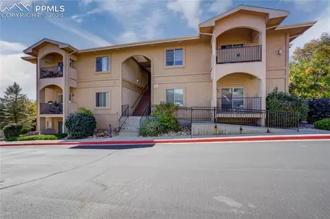 1635 Little Bear Creek Pt #8, Colorado Springs, CO 80904