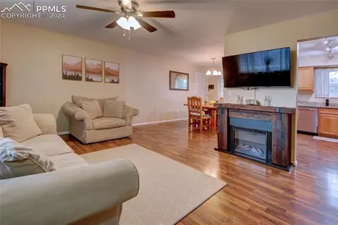 1294 Amsterdam Dr, Colorado Springs, CO 80907