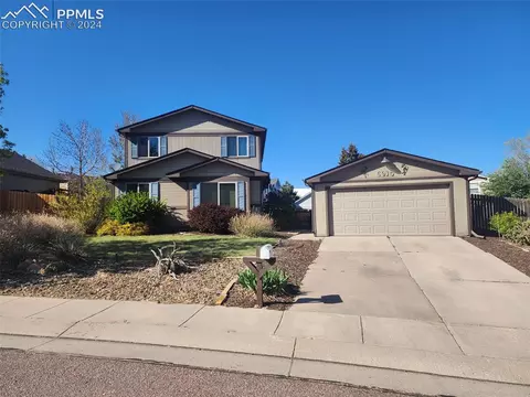 6910 Crazy Horse Cir, Colorado Springs, CO 80915