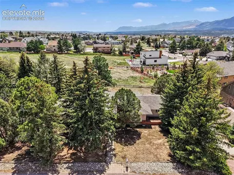 145 Huntington Beach Dr, Colorado Springs, CO 80921