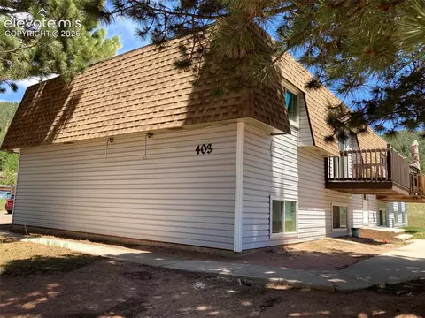 403 Mountain View Pl, Woodland Park, CO 80863