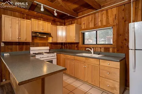 111 Main St, Guffey, CO 80820 photo 3