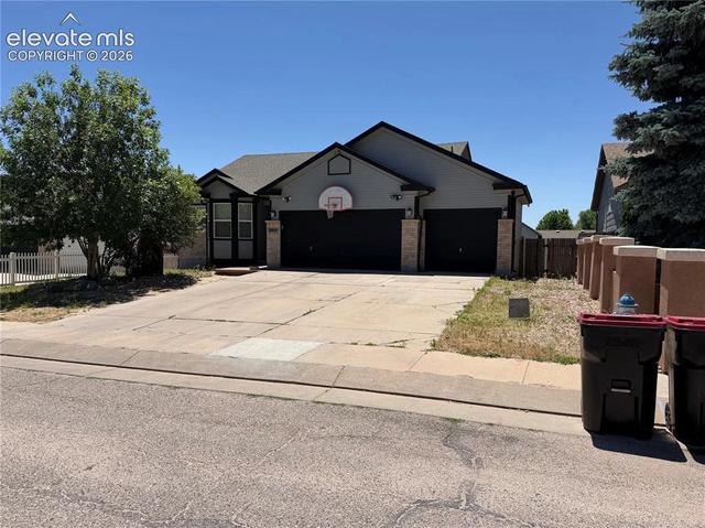 2921 Walton Creek Dr, Colorado Springs, CO 80922