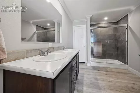 Bath - 5717 Sengbeil Rd, Yoder, CO 80864 photo 1 of 2