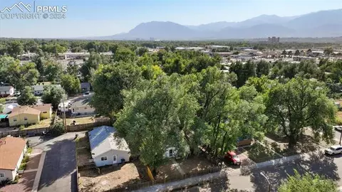 905 E 2nd St, Colorado Springs, CO 80907