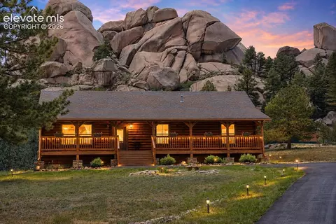 875 Hackamore Dr, Florissant, CO 80816