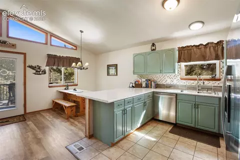Kitchen - 493 Horseshoe Dr, Divide, CO 80814 photo 4 of 4