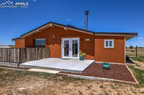 6910 Sengbeil Rd, Yoder, CO 80864 photo 4