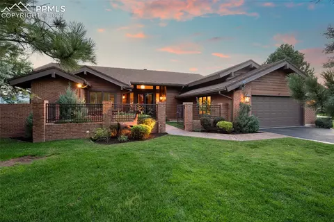 1445 Smoochers Cir, Colorado Springs, CO 80904