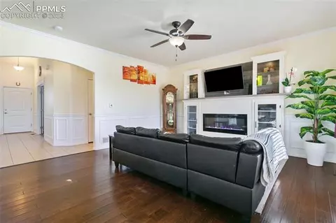 10638 Mount Evans Dr, Peyton, CO 80831 photo 6