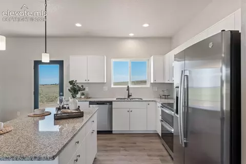 Kitchen - 15830 Atlas Loop, Peyton, CO 80831 photo 2 of 3
