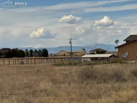 1203 N Gantts Fort Ave, Pueblo West, CO 81007