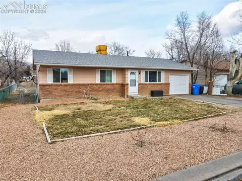 807 Della Vista Ln, Canon City, CO 81212