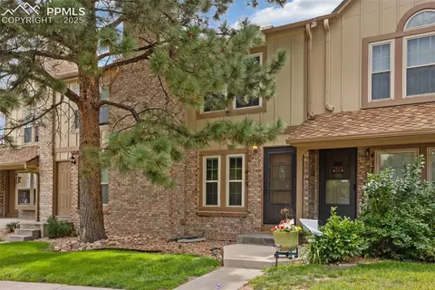 419 Ravenview Ct, Colorado Springs, CO 80919