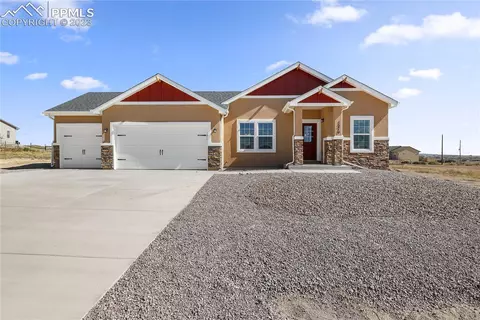 1570 N Heron Ct, Pueblo West, CO 81007