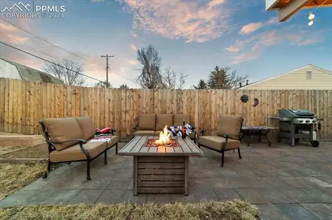 2721 Lark Dr, Colorado Springs, CO 80909