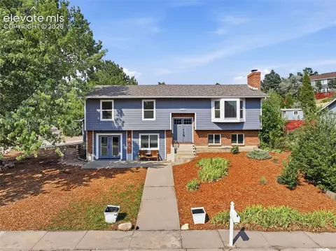 1239 Suncrest Way, Colorado Springs, CO 80906